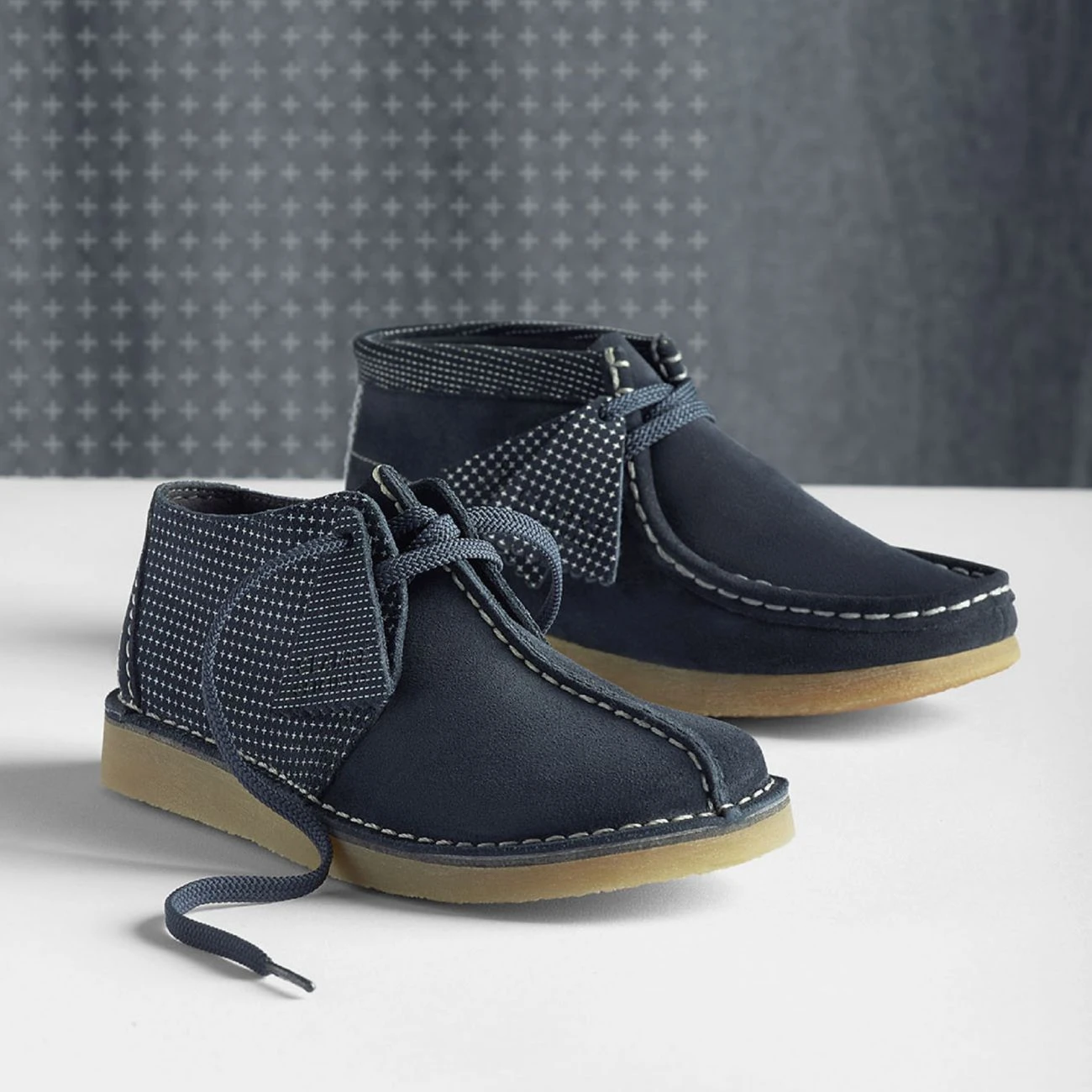 Clarks Desert Trek Older Navy Combination - Image 2