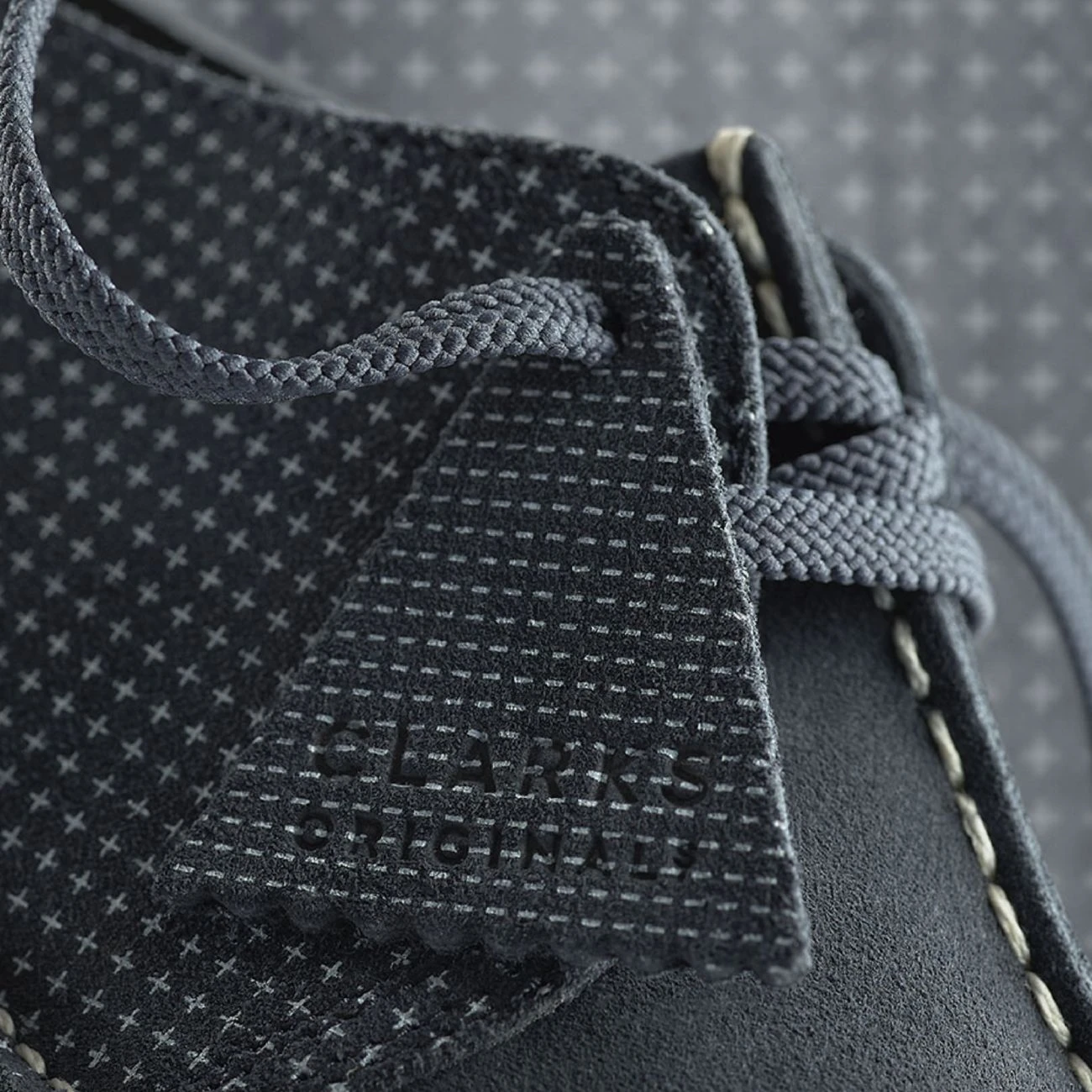 Clarks Desert Trek Older Navy Combination - Image 6